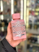 46- 3 Perfumes + Perfumero de regalo (yara - scandal - Nobre Brush)