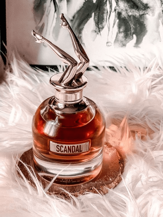 85- Perfume Scandal Damas + Regalo