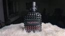 42- 3 Perfumes + Perfumero de regalo (Club - Invictus - Valentino)